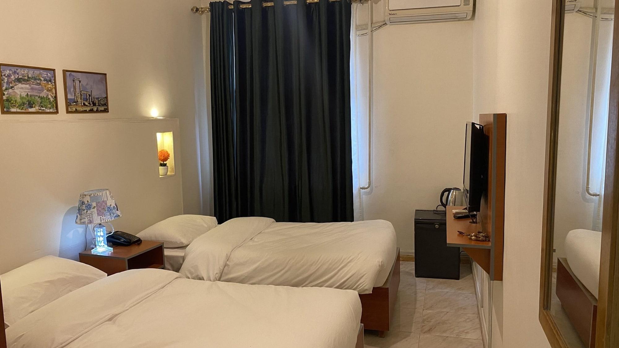 New Park Hotel Amman Buitenkant foto