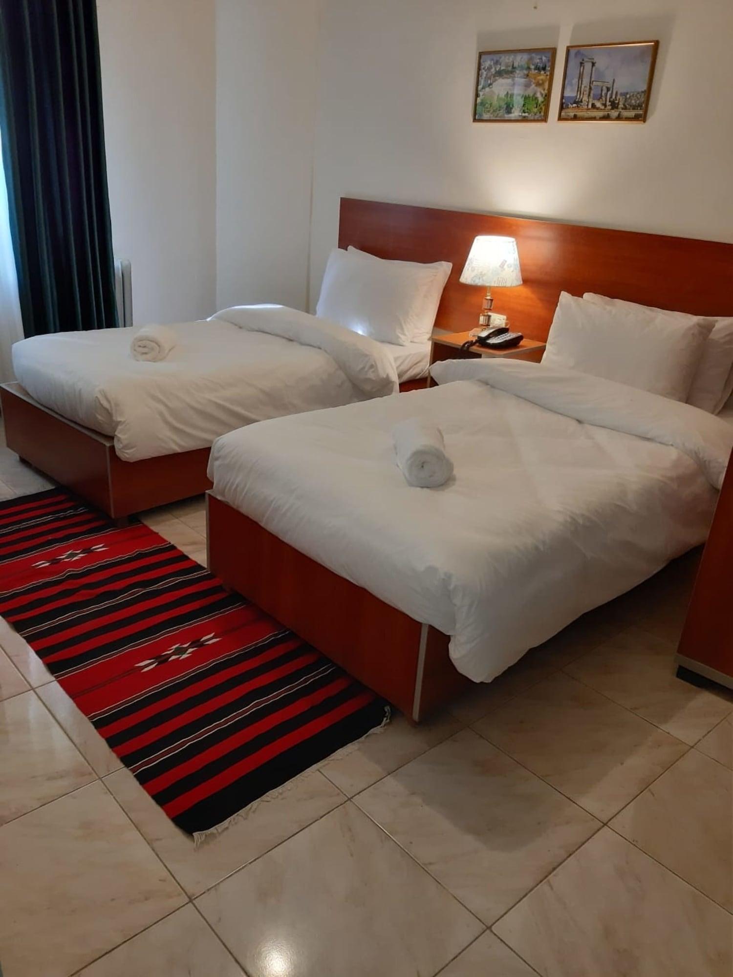 New Park Hotel Amman Buitenkant foto